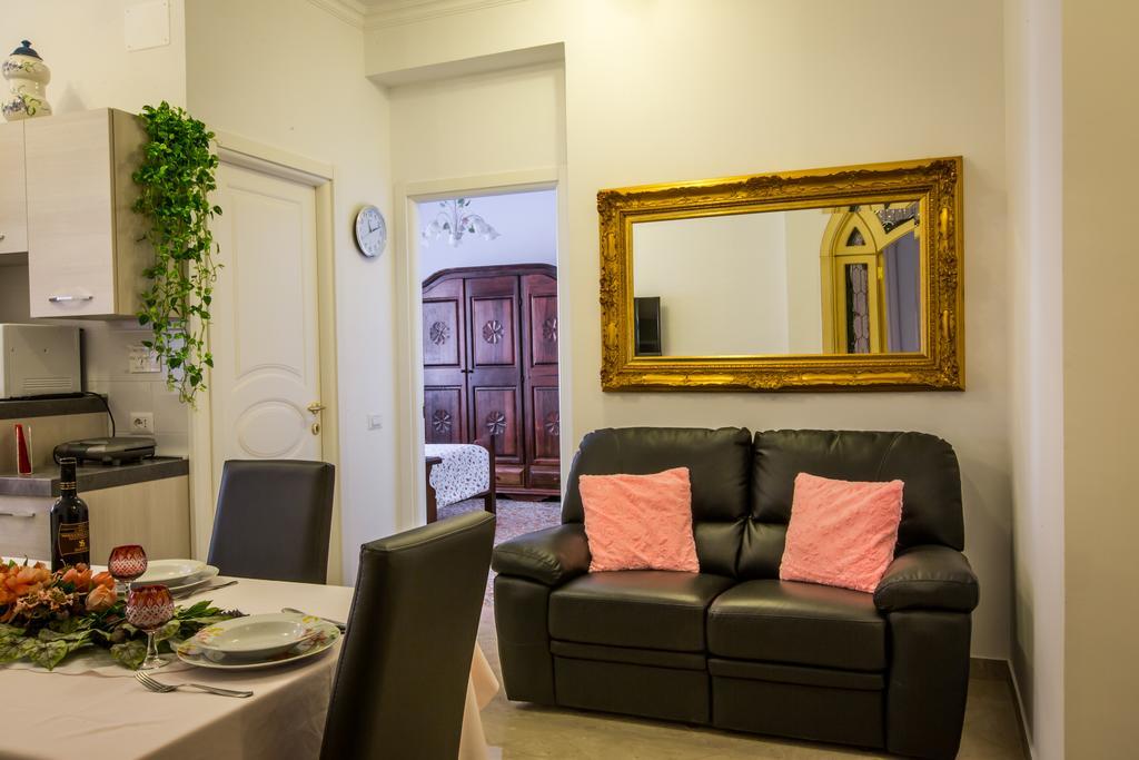 Il Bacio Holidayhouse Best Location For Jubilee 2024-2026 ローマ エクステリア 写真